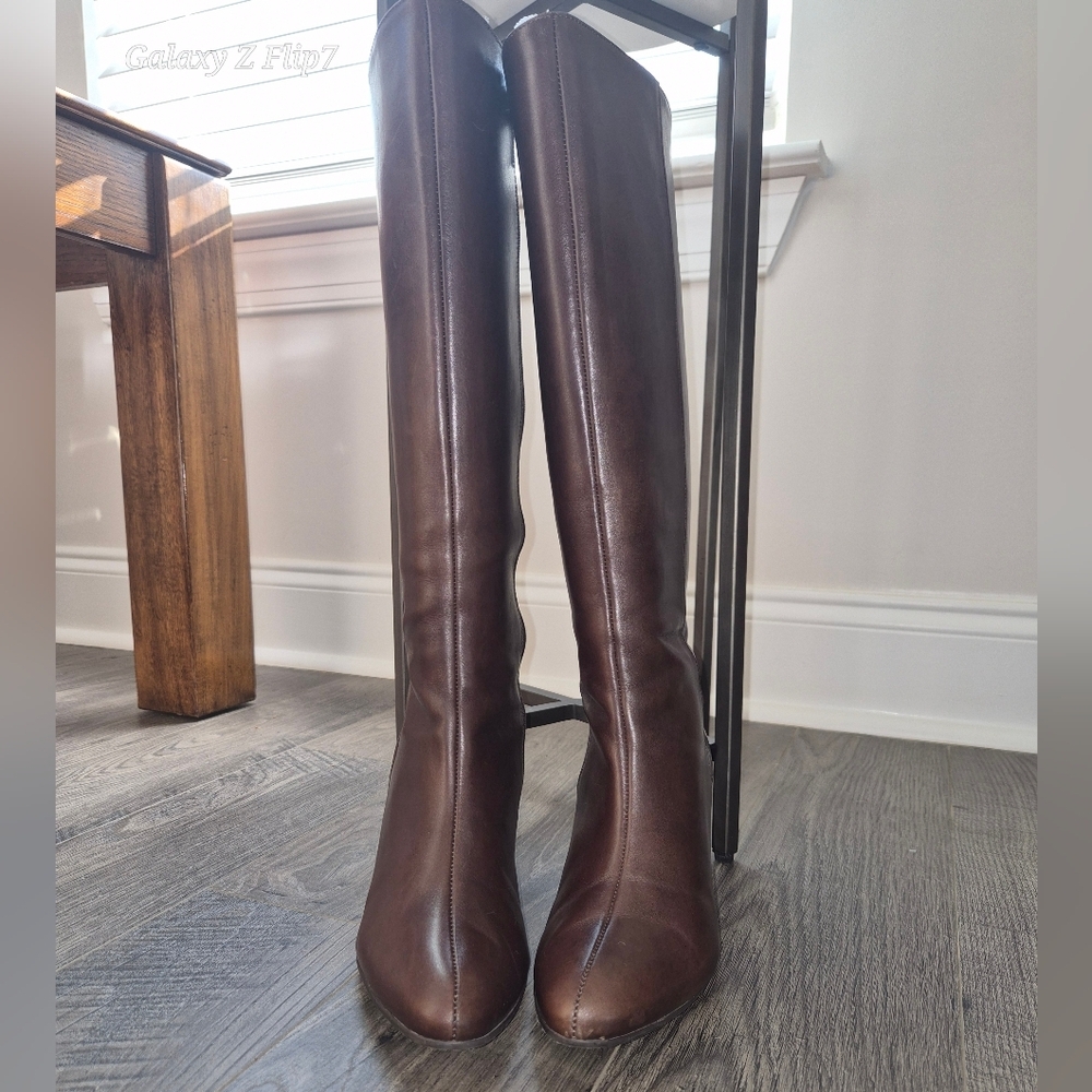 Talbots Classic Tall Brown Leather Boots Size 7.5B Excellent Condition